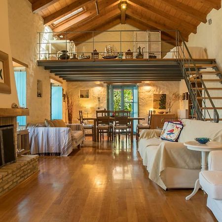 Villa Smaragda Liménion 외부 사진